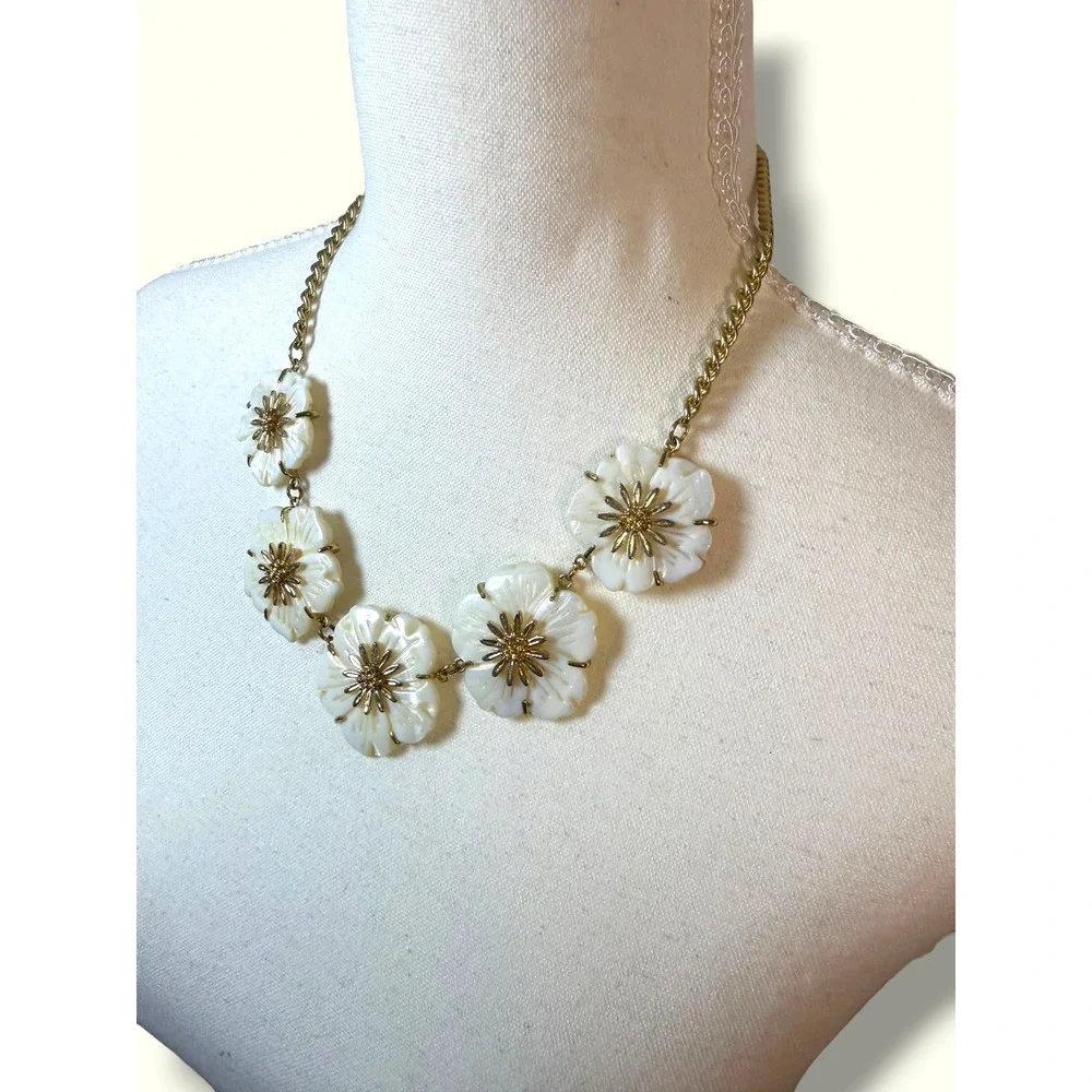 White Floral Statement Necklace Gold Tone Adjustable Bib Necklace